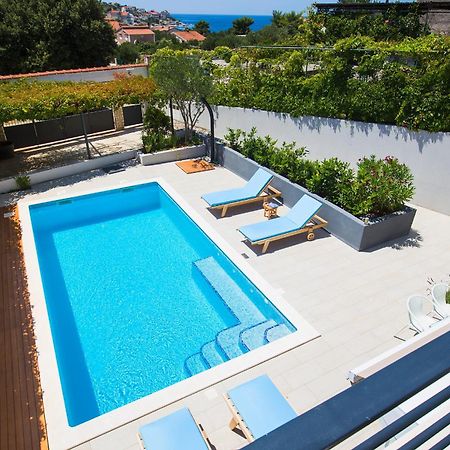 Holiday Home Vuko Sevid Exterior photo