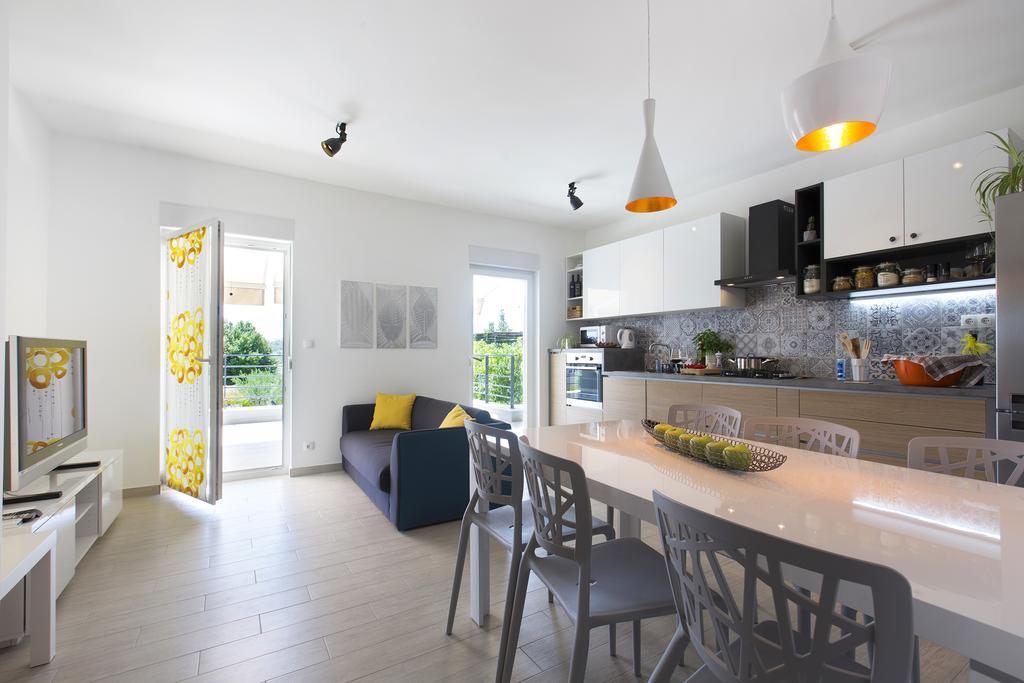 Holiday Home Vuko Sevid Exterior photo