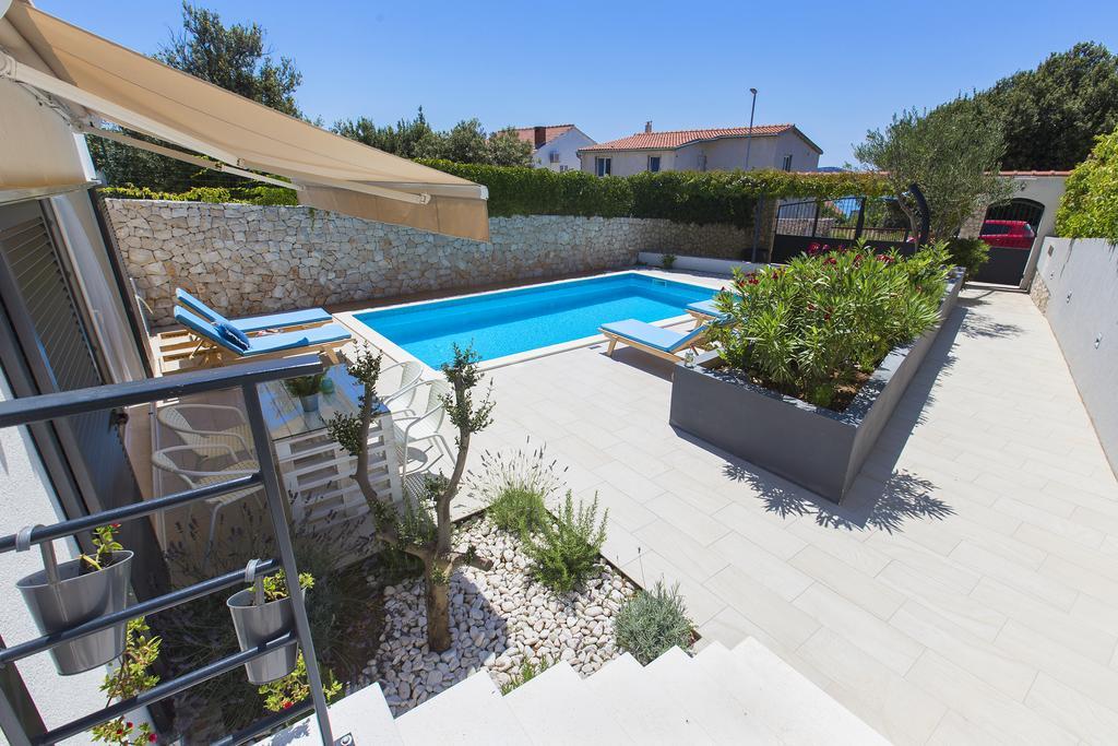 Holiday Home Vuko Sevid Exterior photo