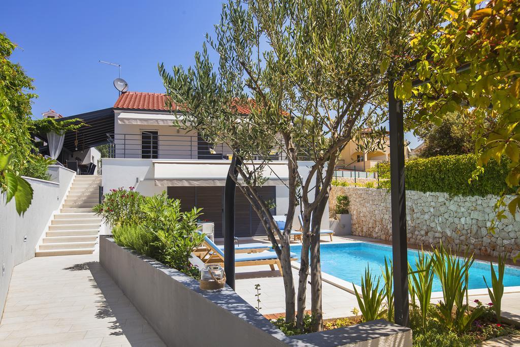 Holiday Home Vuko Sevid Exterior photo